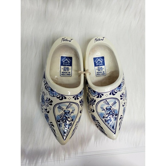 VTG JUNORA Hand Carved Wooden Dutch Clogs 13 cm - Picture 4 of 7